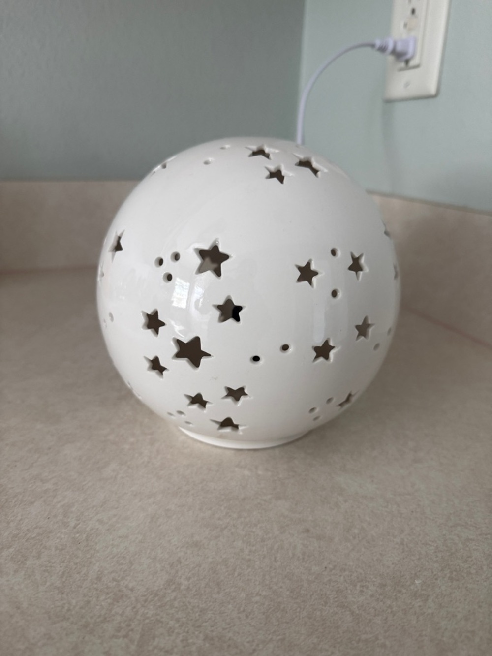TARGET White Star Cutout Ceramic Sphere Luminary Lamp - Picture 7 of 8